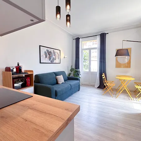 Daire Gambetta - Lumineux Calme Au Coeur D'antibes Et De Ses Plages *